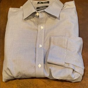 Nordstrom traditional fit 16 1/2 33 sleeve